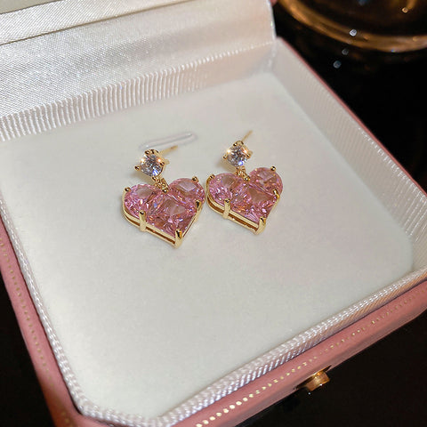 The Heart-shaped Zircon Earrings