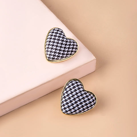 The Houndstooth Big Heart Earrings