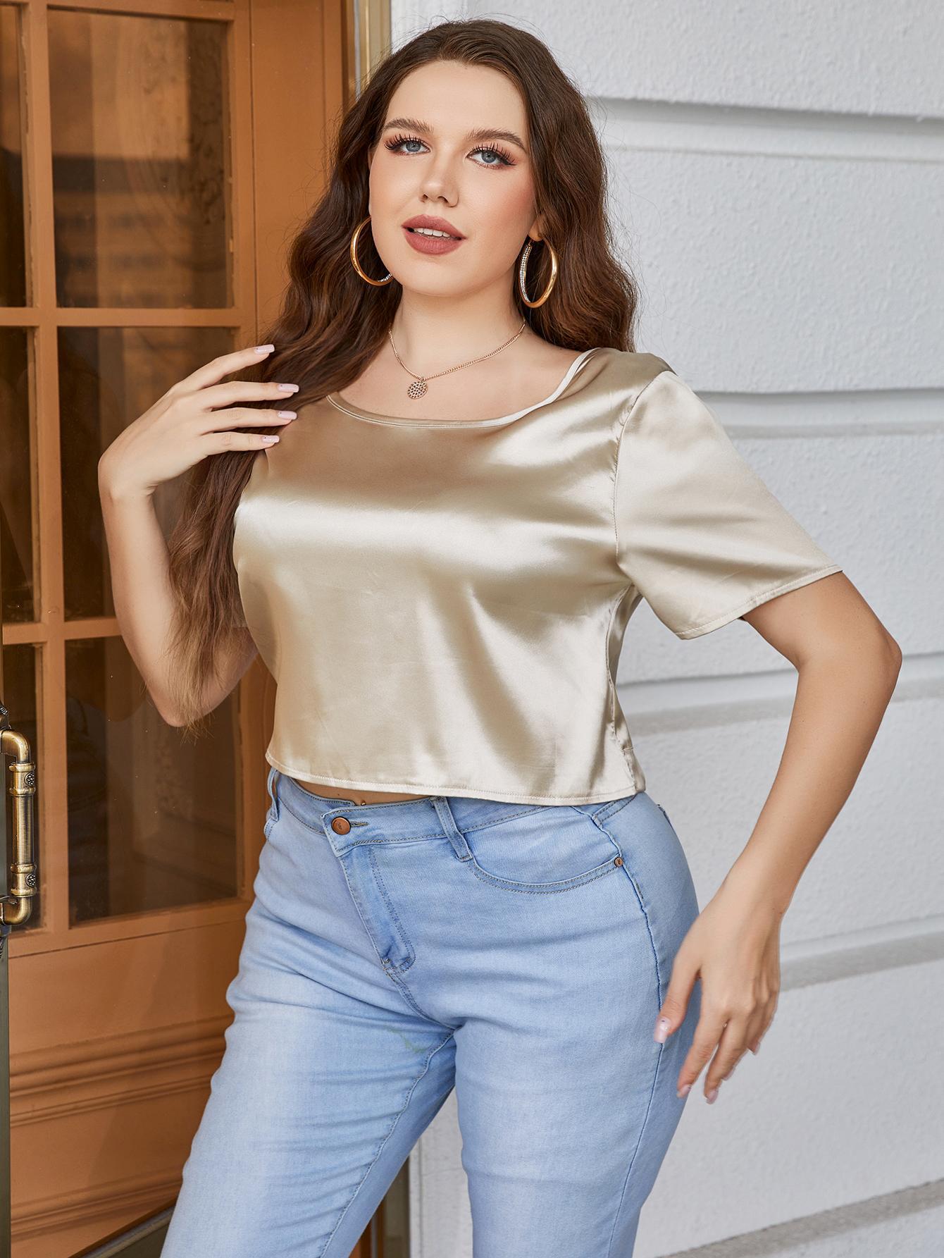 The Noelani Plus Size Tie Back Blouse