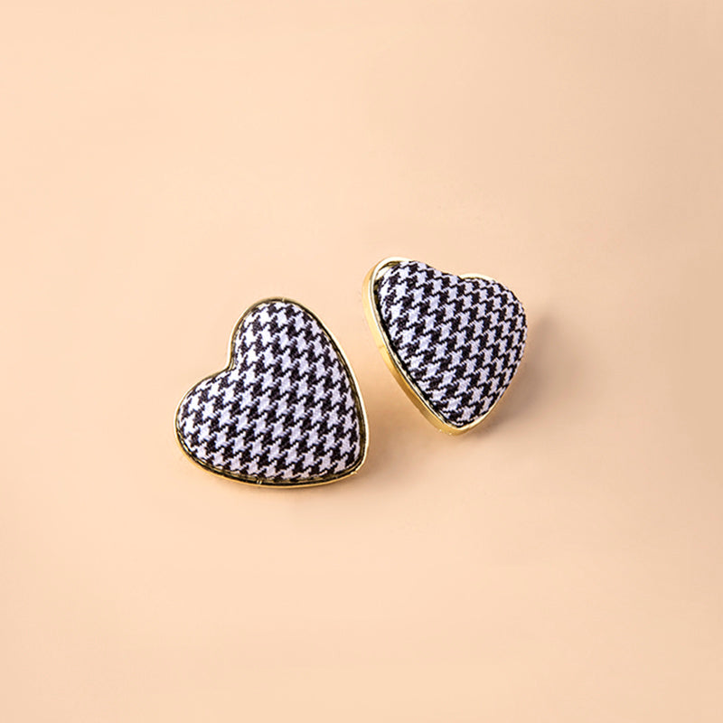 The Houndstooth Big Heart Earrings